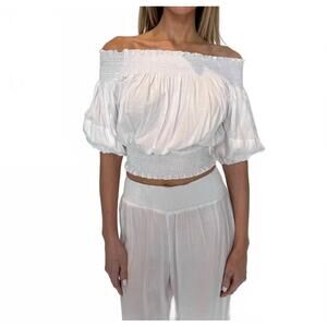 NEW SKEMO leah off the shoulder top in white